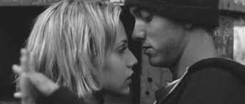 Potrebbero essere presenti durante la visione sottotitoli che indicano i copyright. 8 Mile Kissing Page 1 Line 17qq Com