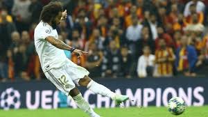 Pagina web oficial del real madrid con noticias fotos videos y venta de entradas para los proximos partidos. Marcelo Hoy Nos Hemos Sacrificado El Escudo Del Madrid Esta Por Encima De Todo Galatasaray Real Madrid