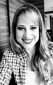 Psicologa Patricia Akemi added...