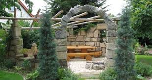 Unsere Ruine Bilder Und Fotos Steinmauer Garten Gartenmauern Garten Landschaftsbau