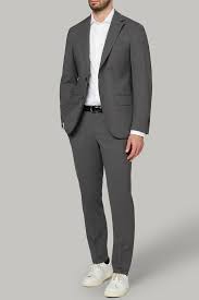 Dai il meglio di te con gli ultimi trend di abiti estivi e in lino da uomo su zara online. Abiti Uomo Online Completi Eleganti E Da Cerimonia Boggi Milano