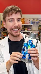 Katelyn Holman's Instagram, Twitter & Facebook