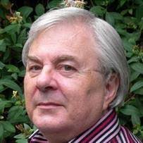 Robert Foxall's Instagram, Twitter & Facebook