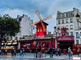 Moulin Rouge gets its wings back, fireworks and show on the program for the  inauguration - Sortiraparis.com