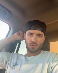 Aaron Owen's Instagram, Twitter & Facebook