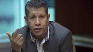 El opositor Falcón se presentará contra Maduro