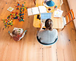 L'isolation à 1 € est rendue possible grâce à la contribution active des grandes entreprises du secteur de l'énergie et des hydrocarbures comme engie, total et edf. Weil Am Rhein Mutter In Der Krise Weil Am Rhein Verlagshaus Jaumann