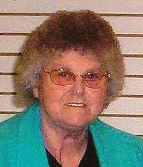 Mae Snider's Instagram, Twitter & Facebook