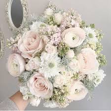 2 926 Likes 24 Comments You Your Wedding Youyourwedding On Instagram Just So Pretty Repos Flower Bouquet Wedding Wedding Bouquets Wedding Flowers