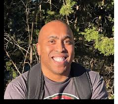 Rescued giraffe, Ruko Conservancy, Kenya, Photo:Tyler Schiffman