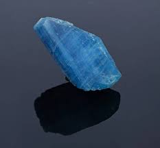 This Natural Rough Specimen Of Tourmaline Is The First From Paraiba Brazil And Exhibits The Intense Vivid Blue Color Indi Paraiba Tourmaline Paraiba Rare Gems