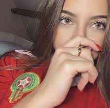 Ils recoivent les filles de la nuit qui viennent se restaurer aux aurores avec leurs clients. Epingle Sur Beaute Marocaine