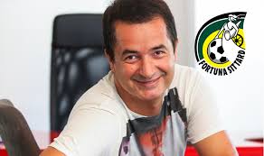 Sezon başında hollanda ligi takımlarından fortuna sittard'ın başına geçen acun ilıcalı, türk iş insanı işıtan gün ile kulübü yönetiyordu. Acun Ilicali Nin Fortuna Sittard Planlari Istedigi Gibi Gitmedi