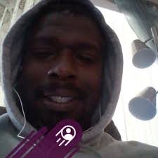 Soursop, bananas, star fruit, jackfruit, guava, tomatoes, sweet potatoes,  kale, collard greens, mushrooms and sooooooooooo much more @lionfarms_ This  place is amazing. 😍 How many of you have started your gardens? And/or