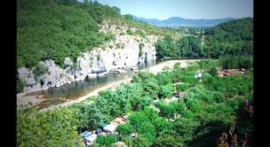 Le temps ce matin est : Camping Les Actinidias Berrias Et Casteljau