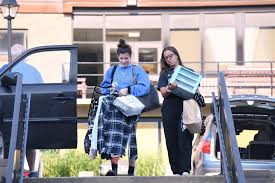 We admit pets which is very convenient for those who travel with. 10 Reasons Why Going To College Close To Home Isn T So Bad Mount Saint Mary College