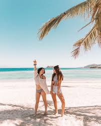 76 2 K Likerklikk 173 Kommentarer Haley Pham Haleypham Pa Instagram Someone Take That Stupid Hand I Do And Insta Photo Ideas Hayley Pham Instagram Pose
