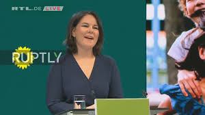 Ist annalena baerbock zu jung, um kanzlerin zu werden? Annalena Baerbock Biography Political Career Election Husband Net Worth Avstarnews Com