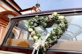 Jeder einzelne von unserer redaktion begrüßt sie als interessierten leser zum großen produktvergleich. Autoschmuck Zur Hochzeit 55 Schone Tipps Ideen Beispiele