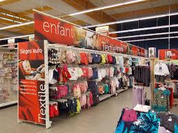 Habillage Du Rayon Textile Aux Couleurs De La Marque Tissaia De E Leclerc C Pub Colaut
