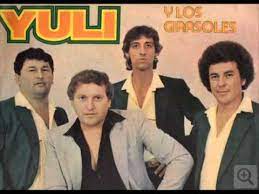 Los años '70 fueron esenciales para comenzar una historia musical que marcaría la impronta musical de una ciudad, forjándose a puro ritmo. Yuli Y Los Girasoles Memoria Triste De Mi Madre Youtube
