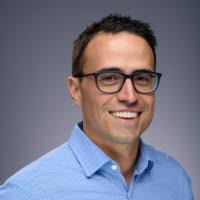 Alex Tompkins's Instagram, Twitter & Facebook