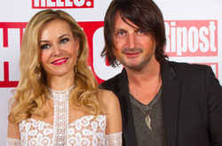 Marton adrienn bevallotta, amikor los angelesben élt családjával, hirtelen elkezdett amiatt aggódni, hogy már nem lesz belőle semmi, de nem akart unatkozó háziasszony lenni. Ripost