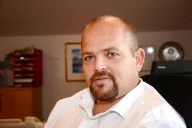 Geir Inge Lien: Ofrer ikke videregående skoler for Nordøyvegen