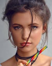 Pin By Njoy On Fine Features Beautiful Girl Face Beauty Beauty Face