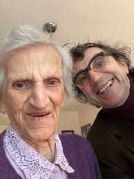 Dee Jay Daniels, born Dorian Mitchell Daniels, once captured America's  heart with his bright smile and natural comedic timing. Best known for his  role as Michael Hughley