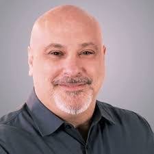 Osaretin Ogbebor's Instagram, Twitter & Facebook