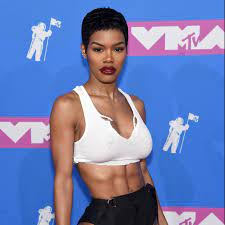 Teyana me shay jacqueli shumpert (née taylor; Teyana Taylor At The 2018 Mtv Vmas Popsugar Celebrity