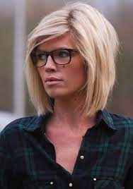 Frisuren Mittellang Stufig Mit Pony Und Brille Frisure Mode 2018 Neue Pony Frisur Brille Haarschnitt Langhaarfrisuren