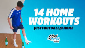 Nebst zahlreichen arbeitsblättern finden sie auch videos und podcasts. Fussballtraining 14 Fussballubungen Fur Zuhause Youtube