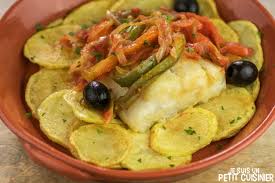 Comment Preparer La Morue A La Mode De Braga Bacalhau A Braga Recette Facile Un Plat De Recettes De Cuisine Morue Recette Recettes De Cuisine Portugaise