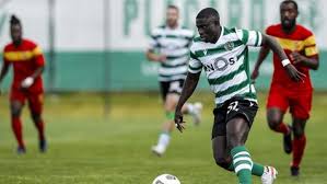 A marca 'olá' decidiu celebrar a vitória do sporting, que se sagrou campeão nacional de futebol a 11 de maio, 19 anos depois, com um novo gelado. Sporting B Falha Assalto A Lideranca Da Serie 7 Campeonato De Portugal Jornal Record