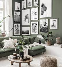 tierische bilderwand schwarz weiss poster lowe schwarze holzrahmen inspiration bilderwand posterst wohnung wohnzimmer wohnzimmer gestalten wohnzimmer design