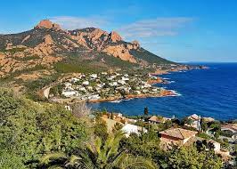 Saint raphael/fréjus is on the main rail line for services between paris, lyon, the riviera and italy including the tgv high speed train. Saint Raphael 2021 Best Of Saint Raphael France Tourism Tripadvisor