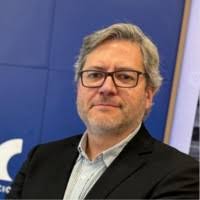 200+ perfiles de «Otto»