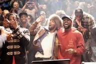 Kanye West's 'The Life of Pablo' gets wide release - Los Angeles Times