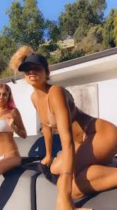 Margarida corceiro is an actress, known for bem me quer (2020), prisioneira (2019) and dança com as estrelas (2013). Appitu Blog On Twitter Https T Co Pirxhgabfq Sommer Ray Booty And Nipslip In Instagram Photoshoot