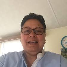 With the weather finally being nice to England again (🌞🌞) it's another  garden reading day!! Nearing the end of The Shadow of the Wind by Carlos  Ruiz Zafon and I'm loving it