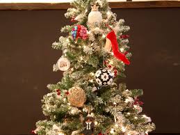 Small christmas tree decorating ideas. Best Christmas Decorating Ideas For Small Apartments