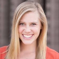 Courtney Heck's Instagram, Twitter & Facebook