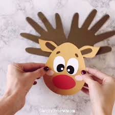 6 ferrero rocher dans une petite boîte cadeau pour une délicate et gourmande attention. Rentier Handabdruck Handwerk Fur Kinder Dieses Einfache Weihnachtshandwerk Ist Perf Basteln Weihnachten Tannenzapfen Rentiere Handabdruck Basteln Weihnachten