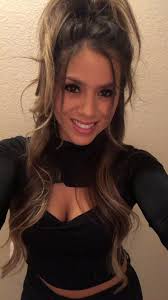 Katrina Lynn♡ (@KatrinaL_)