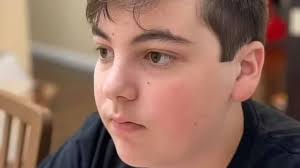 Adolescente resolve mistério que assombrava família há 80 anos após visita  a Auschwitz