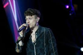 Il sessantaseiesimo festival di sanremo si è svolto presso il teatro ariston di sanremo dal 9 al 13 febbraio 2016 ed è stato presentato per la seconda volta consecutiva da carlo conti. Thhcatdyajba M