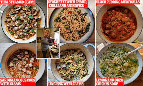 Whip the cream until thick but still soft. Cook Becomes Mastermind After Challenging Himself To Make 365 Nigella Recipes Over Two Years