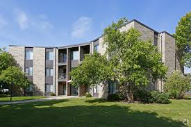 Amenities include air conditioners, private bedrooms, a clubhouse and fitness center, covered parking and more. Apartments Under 500 In Saint Cloud Mn Apartments Com